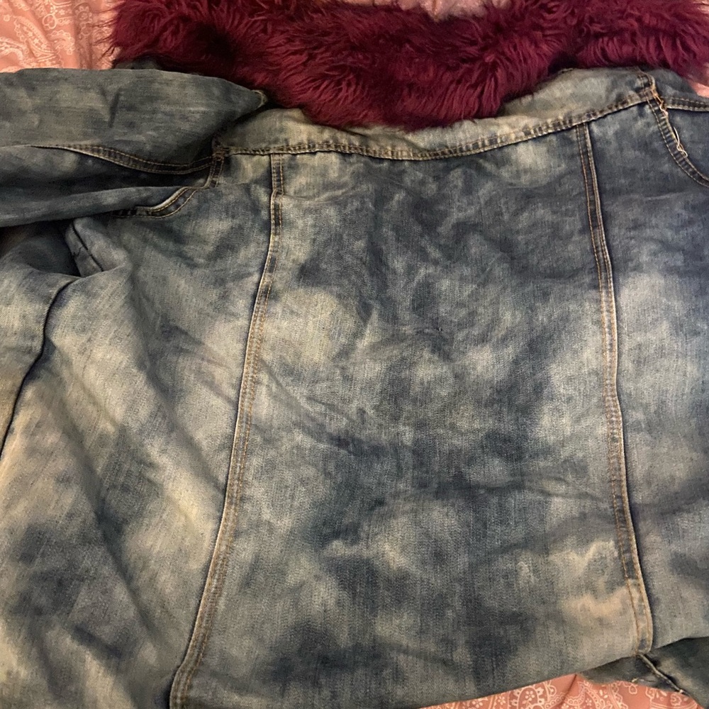 Jean jacket - Picture 3 of 3